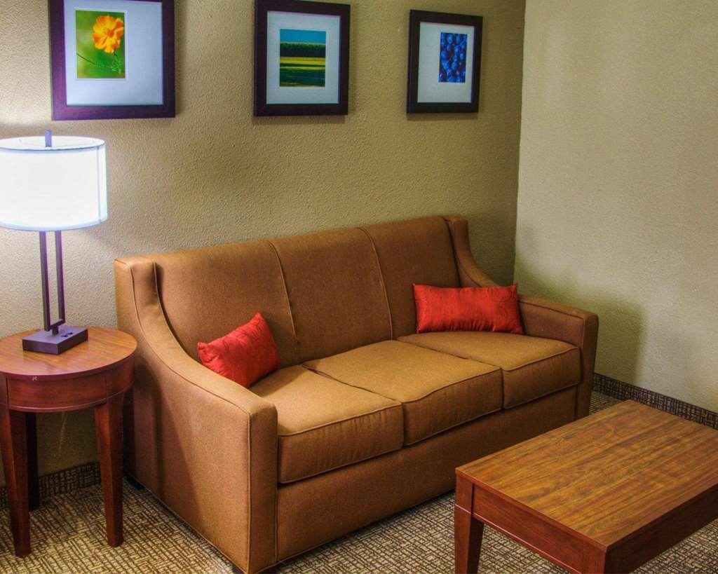 Comfort Suites Plymouth Near Us-30 Habitación foto